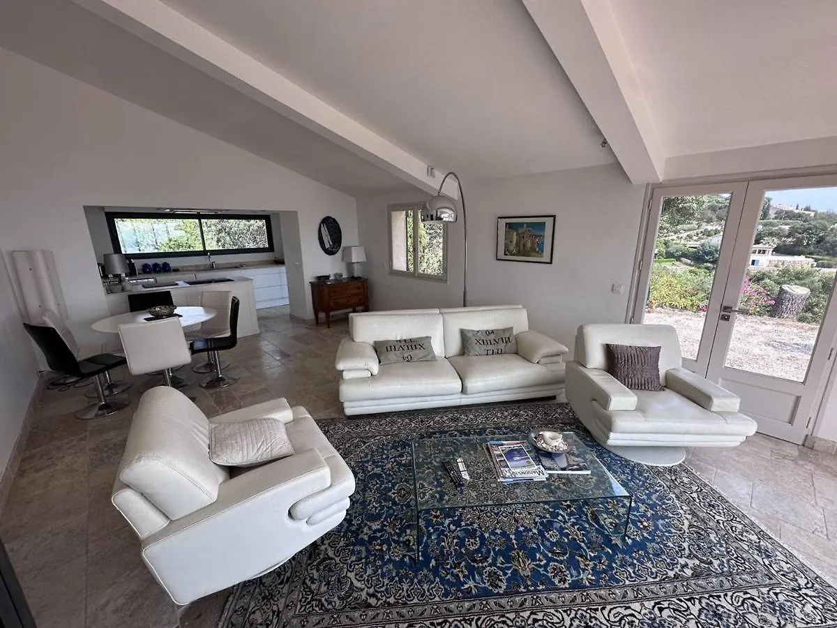Charmante Villa 3 Chambres Avec Jardin, Climatisation Et Parking Aux Issambres - Fr-1-768-45 Les Issambres 0*,