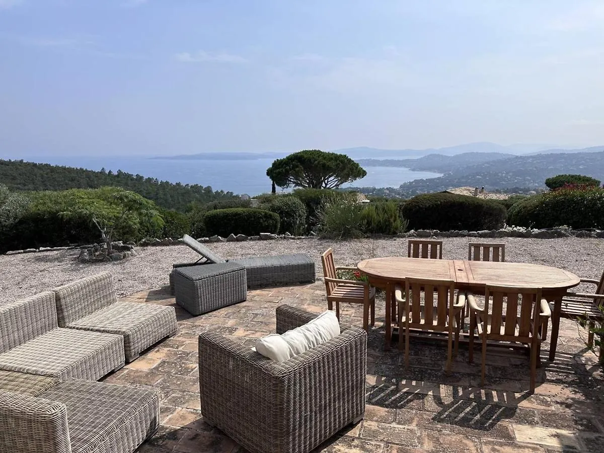 Charmante Villa 3 Chambres Avec Jardin, Climatisation Et Parking Aux Issambres - Fr-1-768-45 Les Issambres